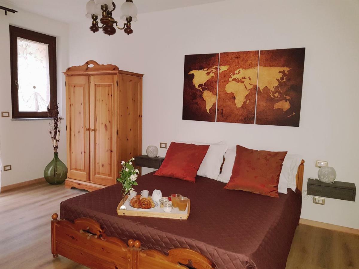 Hostal Cascina Ghitin Relais Asti Exterior foto