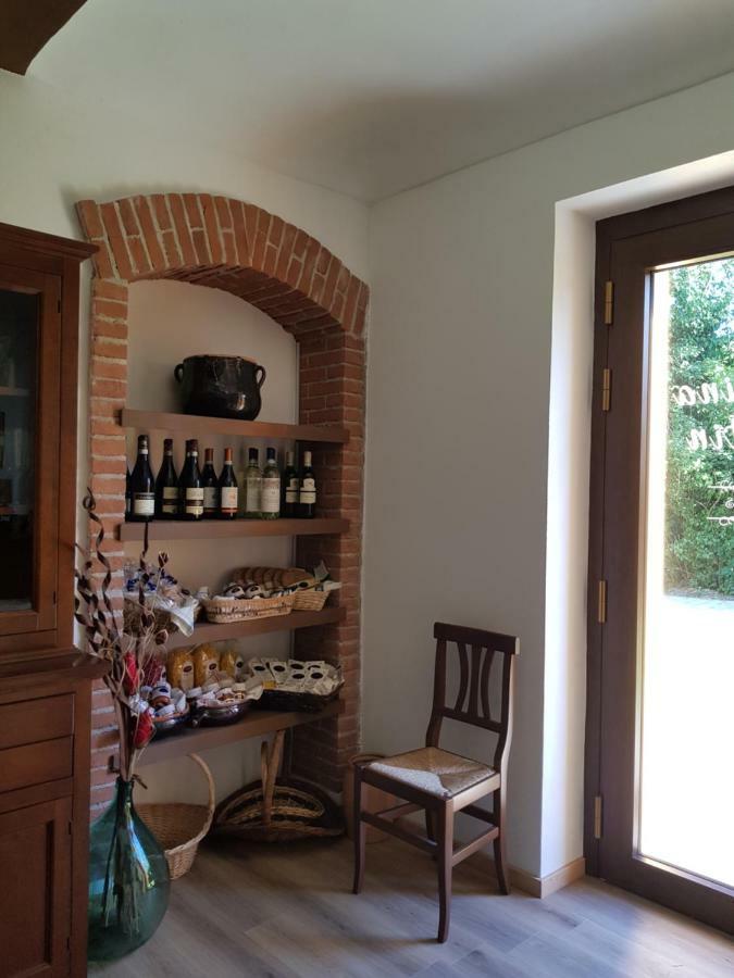 Hostal Cascina Ghitin Relais Asti Exterior foto