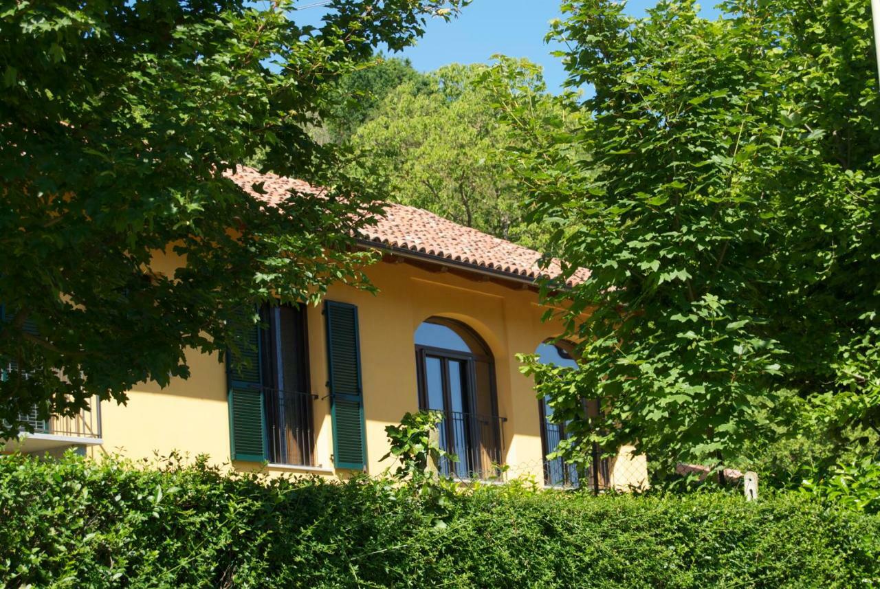 Hostal Cascina Ghitin Relais Asti Exterior foto