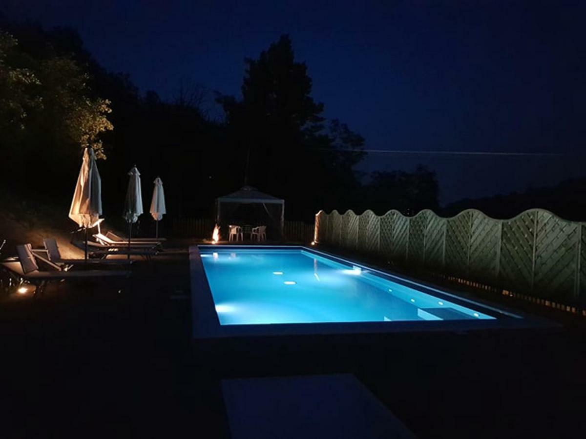 Hostal Cascina Ghitin Relais Asti Exterior foto
